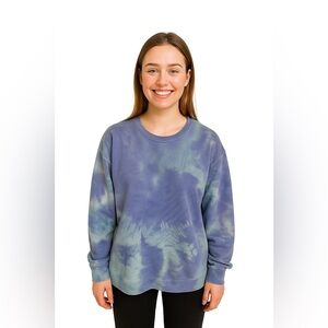 Women’s blue & green tie dyed XXL long sleeve sweatshirt